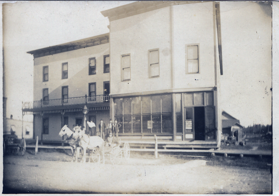 Suring Main St South