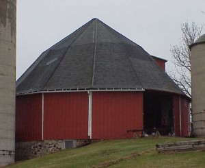Red round Barn built in 1916