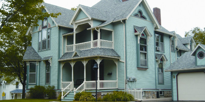 Marcus Hoesly House